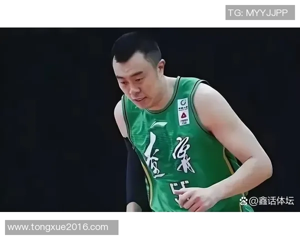 韩德君:从篮球场上的巨人到生活中的榜样,见证奋斗与坚持的传奇旅程